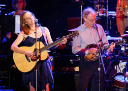 MusicianN_Vince_55298161_Max copy.jpg