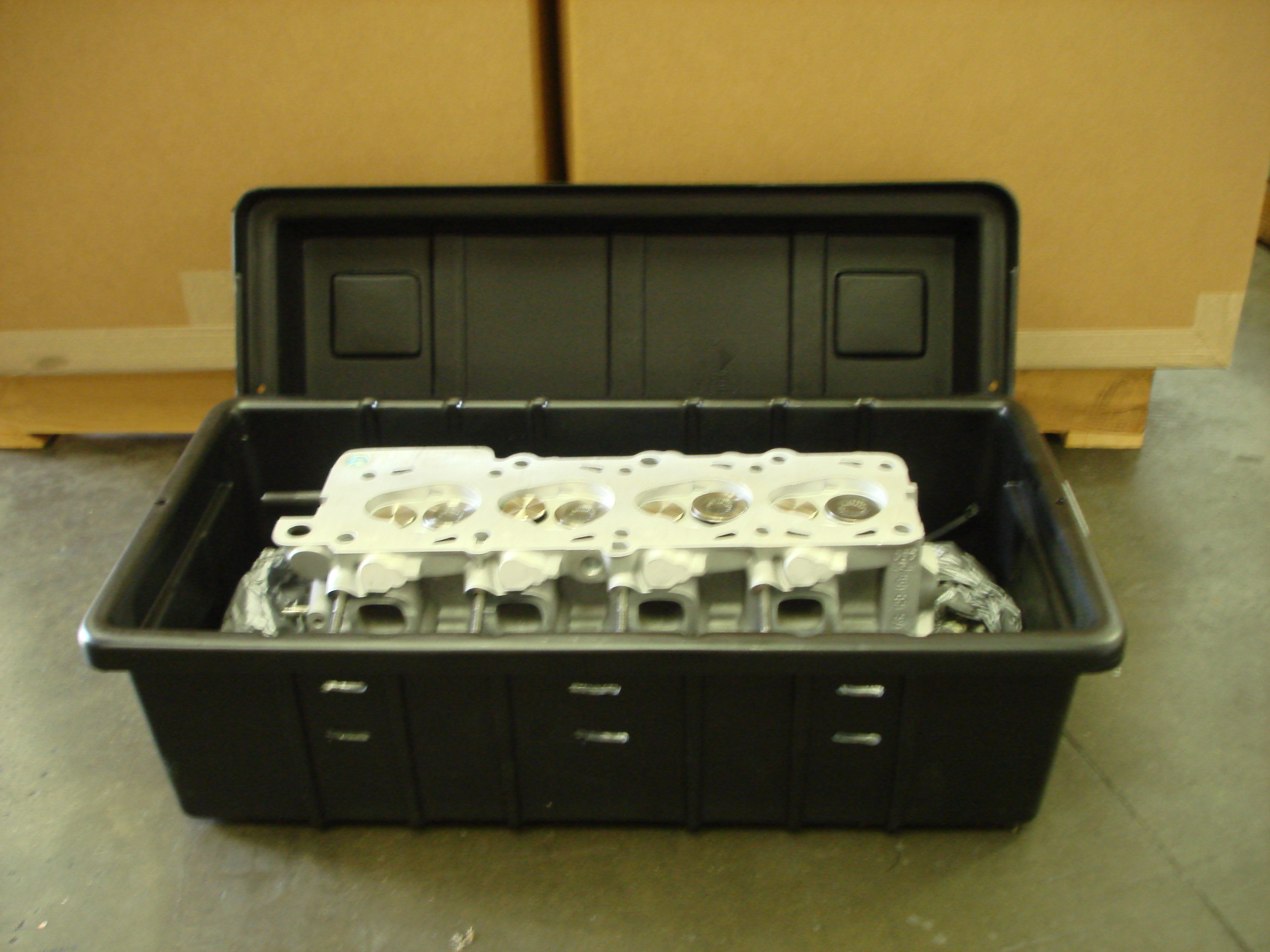 GP_281408_CYLINDER_HEAD_BOX_008.jpg