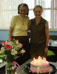 Photo of Mildred with AoH co-founder Marja Hilfiker