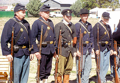 02_soldiers.jpg