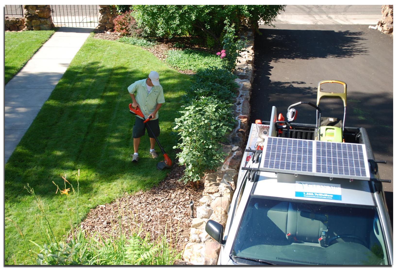 SolarTruck.jpg